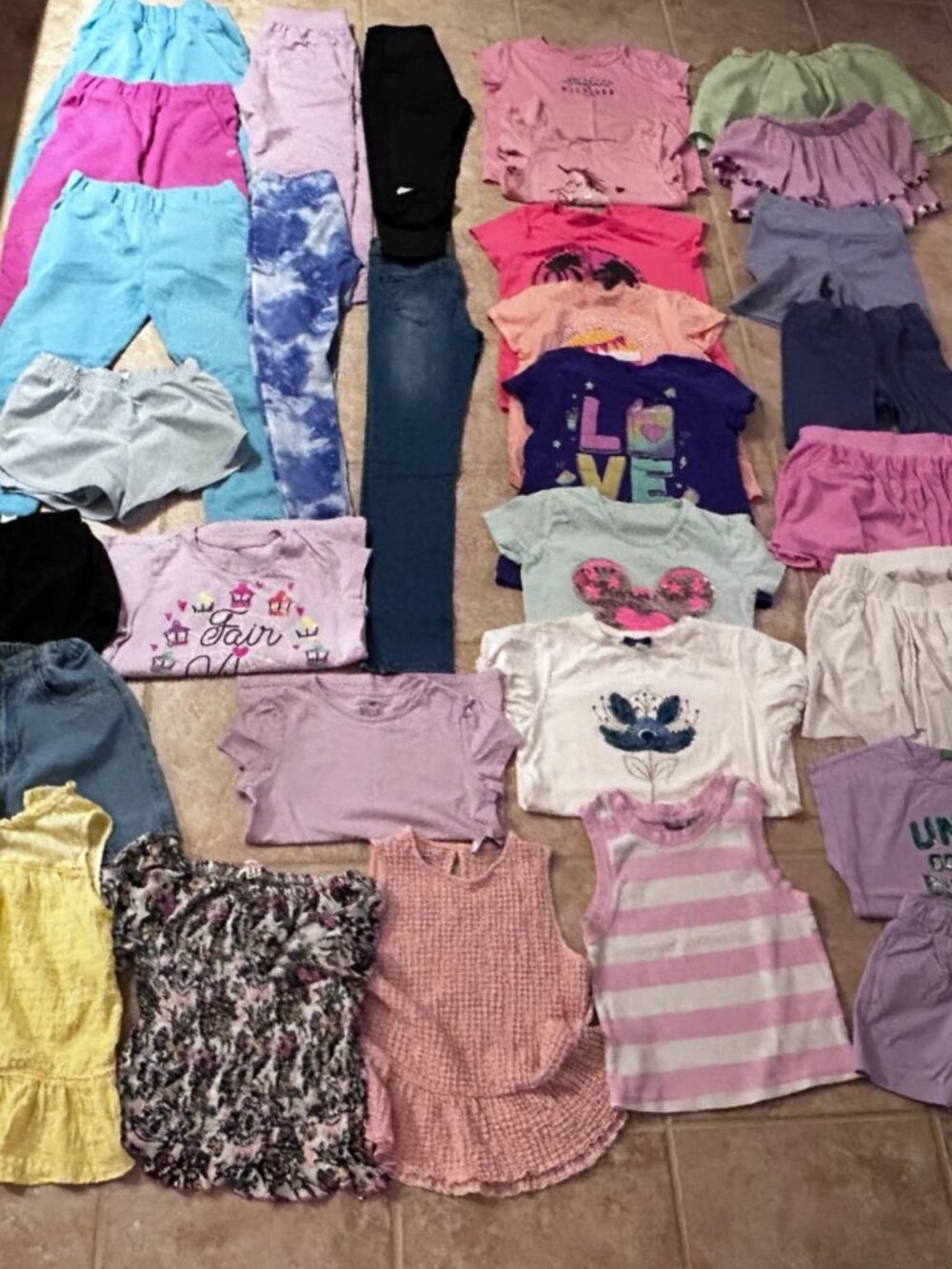 Girl's Clothing LOT, Size 10-12, 30+ pieces